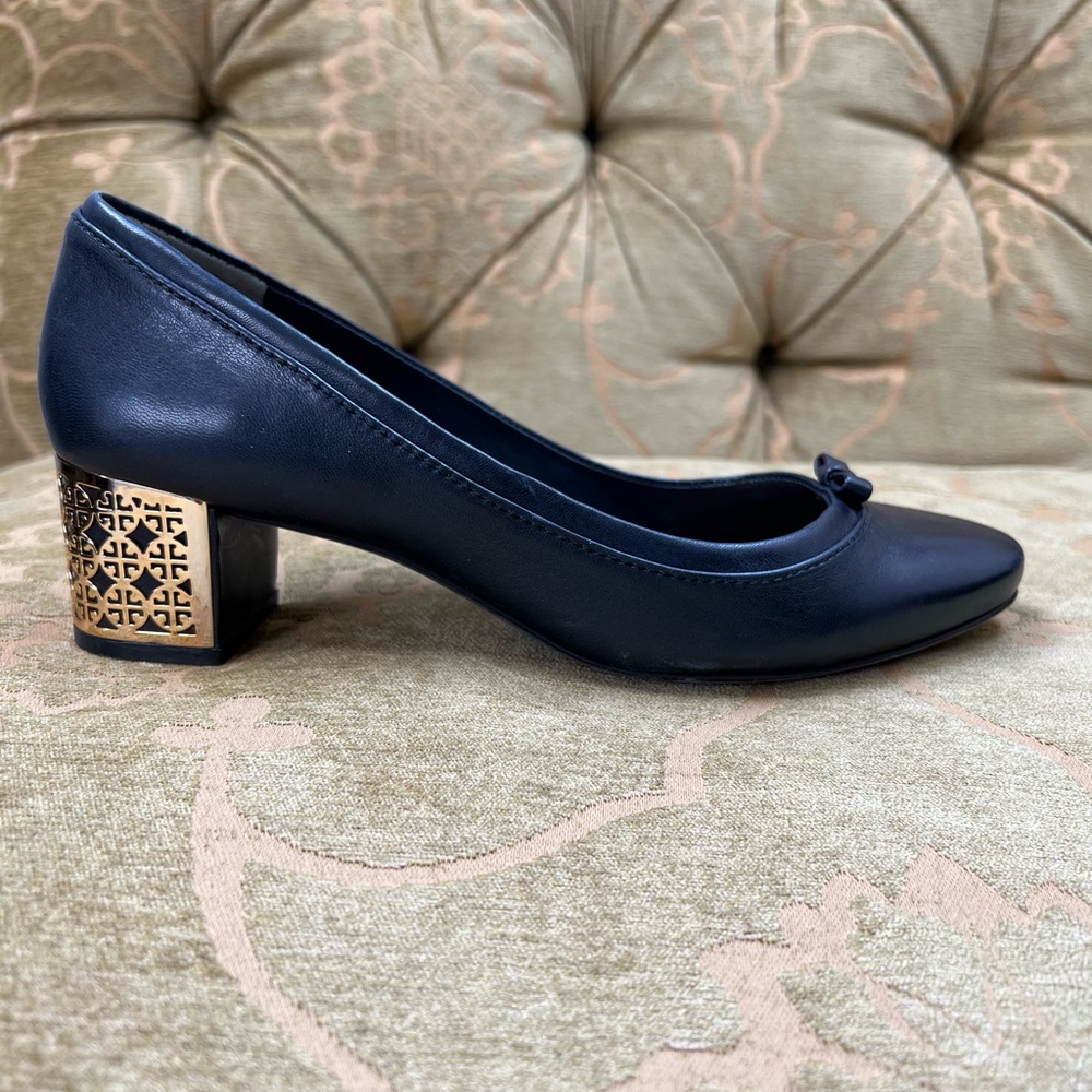 Tory Burch Gold Logo Heels